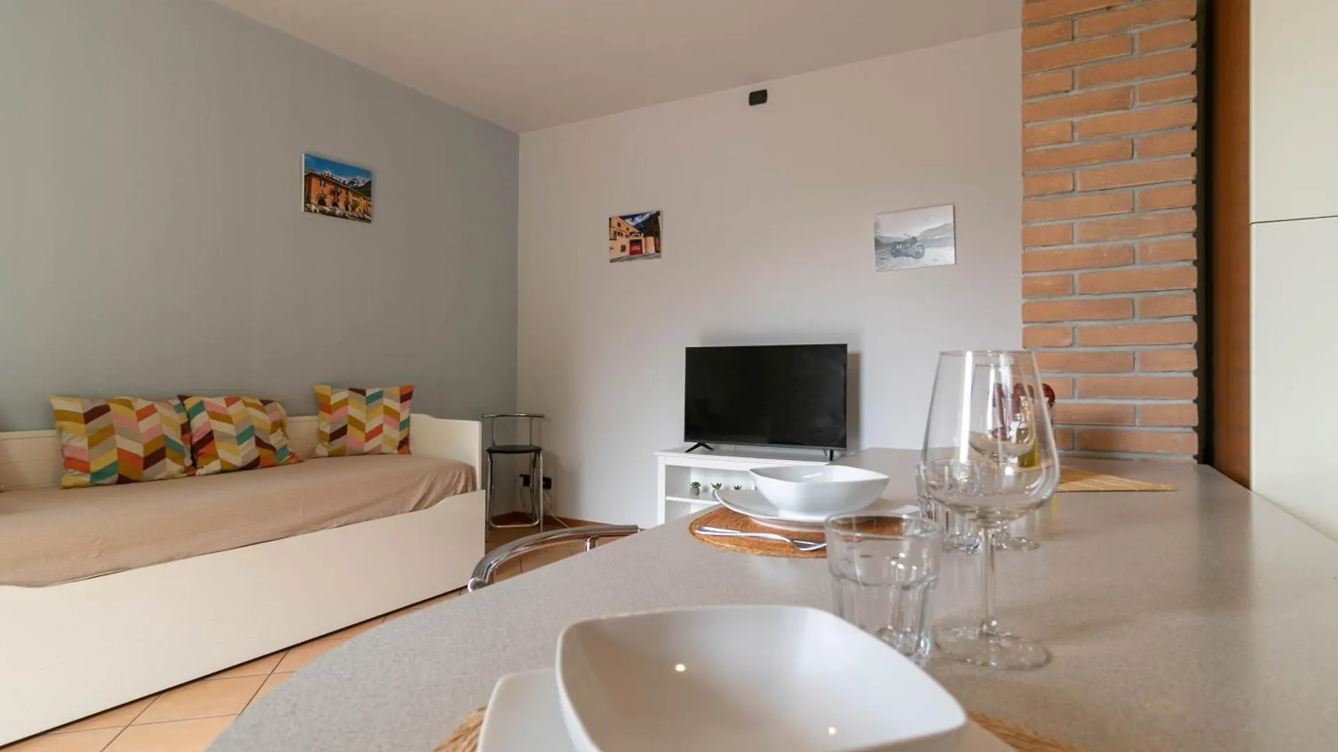 Mamma Ciccia - La Casa Sul Fiume Apartment Mandello del Lario
