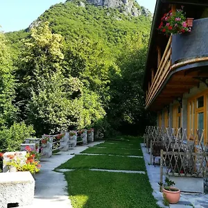  Séjour à la ferme La Selvaggia